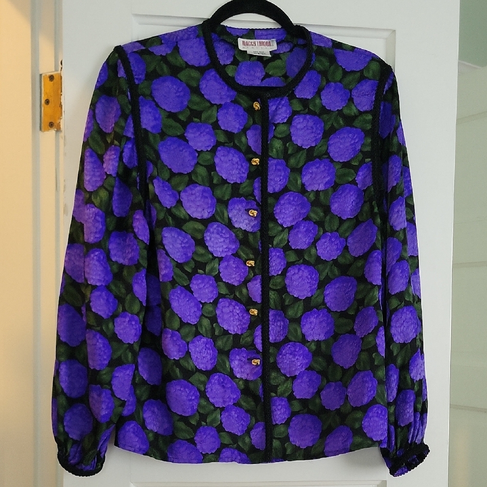 Vintage Maggy London Purple Black Floral Hydrangea Silk Blouse Gold Buttons - 6